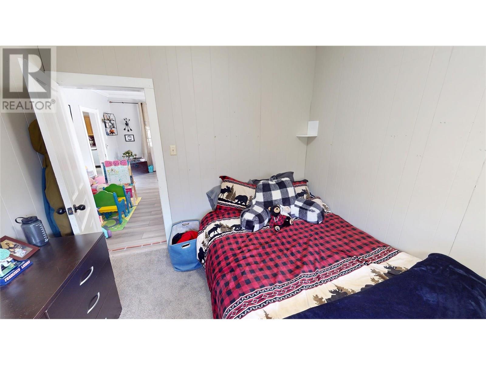 213 4th Avenue S, Cranbrook, British Columbia  V1C 2E4 - Photo 12 - 10353073