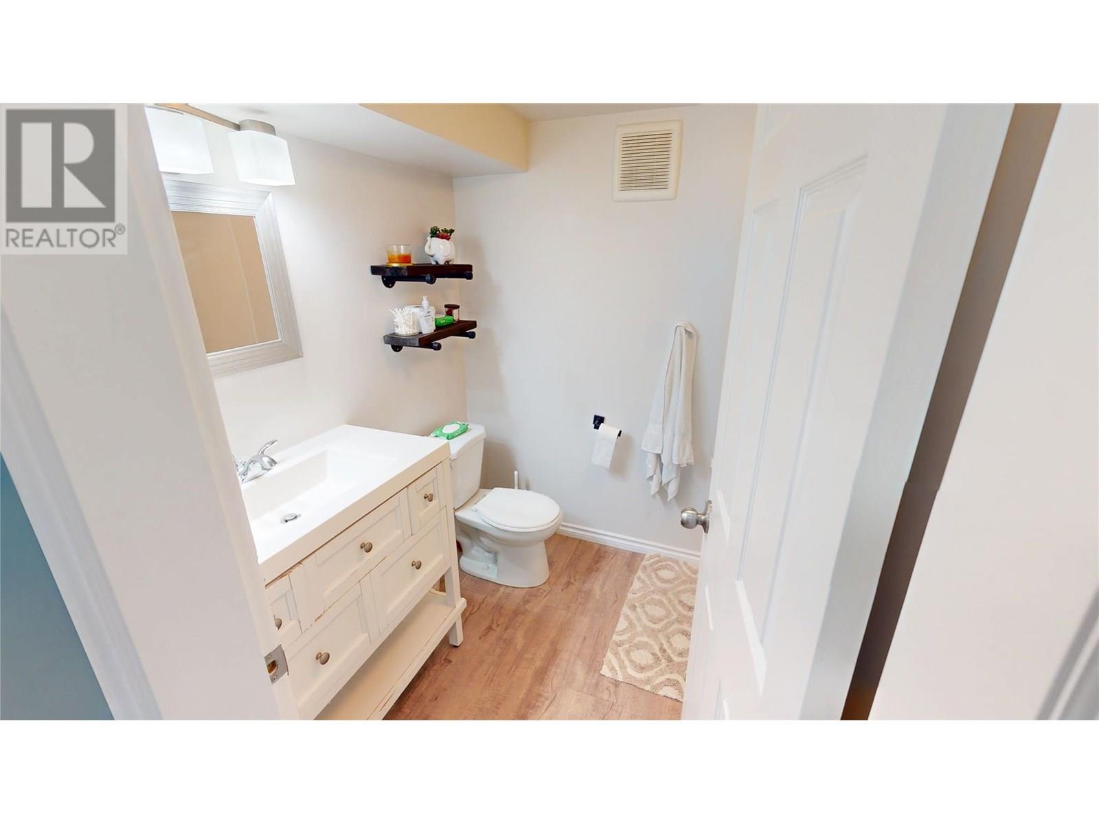 213 4th Avenue S, Cranbrook, British Columbia  V1C 2E4 - Photo 23 - 10353073