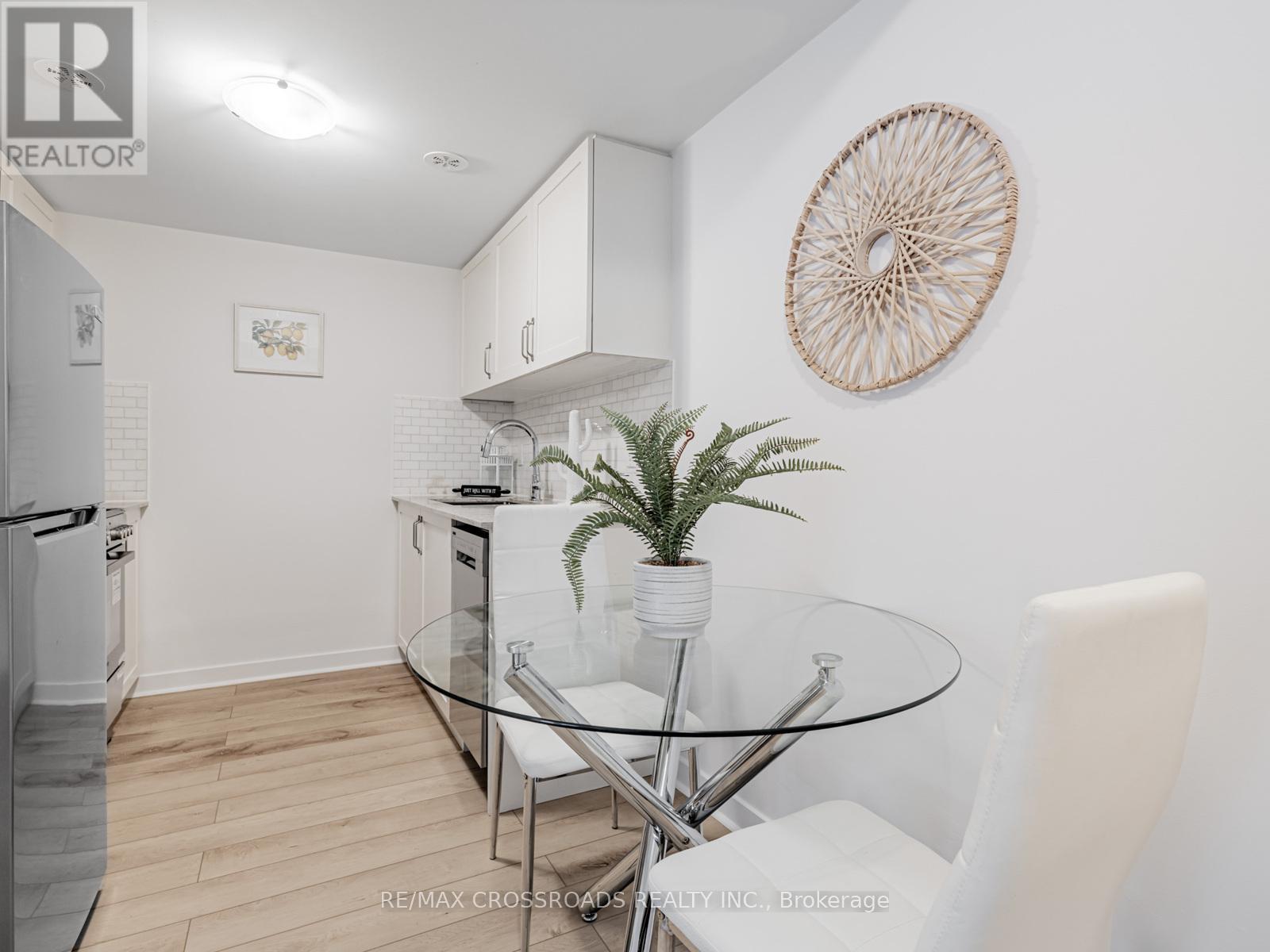 Property at 4 - 12 MARQUETTE AVENUE image 5