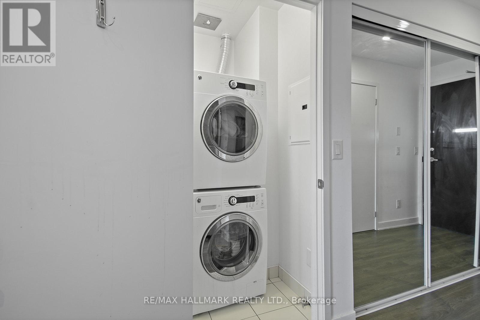 911 - 55 Regent Park Boulevard, Toronto (Regent Park), Ontario  M5A 0C2 - Photo 14 - C12235875