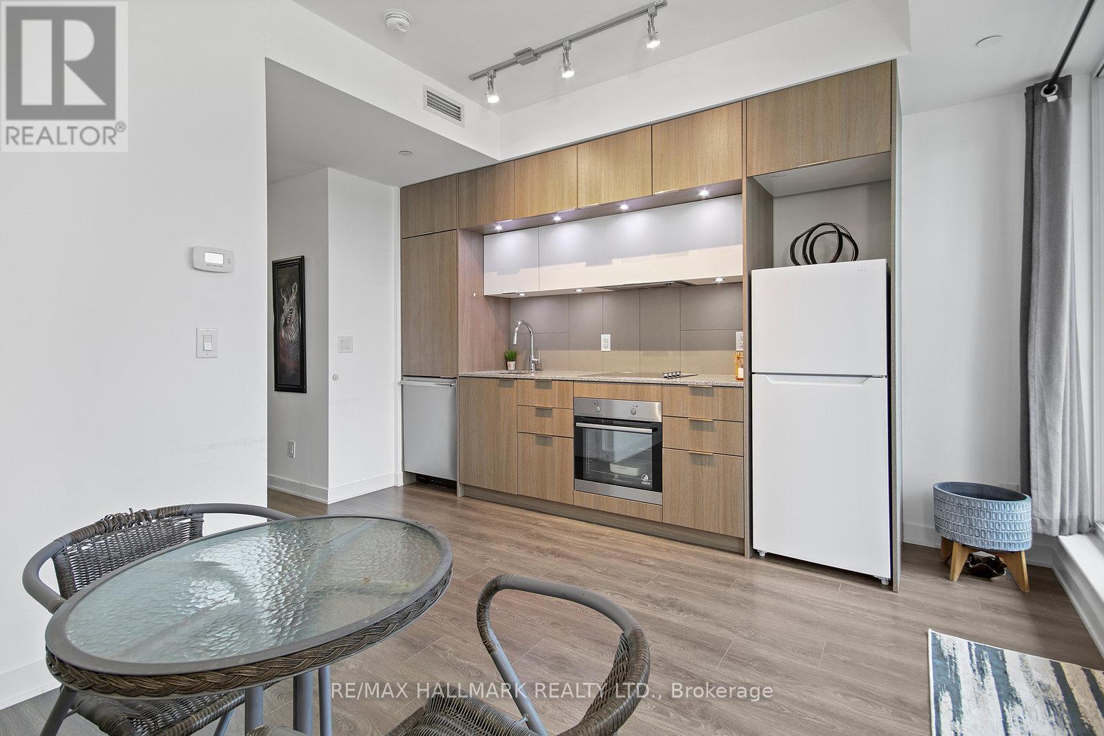 911 - 55 Regent Park Boulevard, Toronto (Regent Park), Ontario  M5A 0C2 - Photo 8 - C12235875