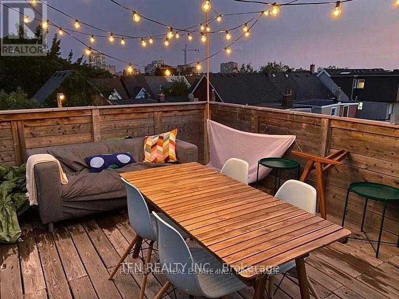 Property at 1393 DUNDAS STREET W image 2