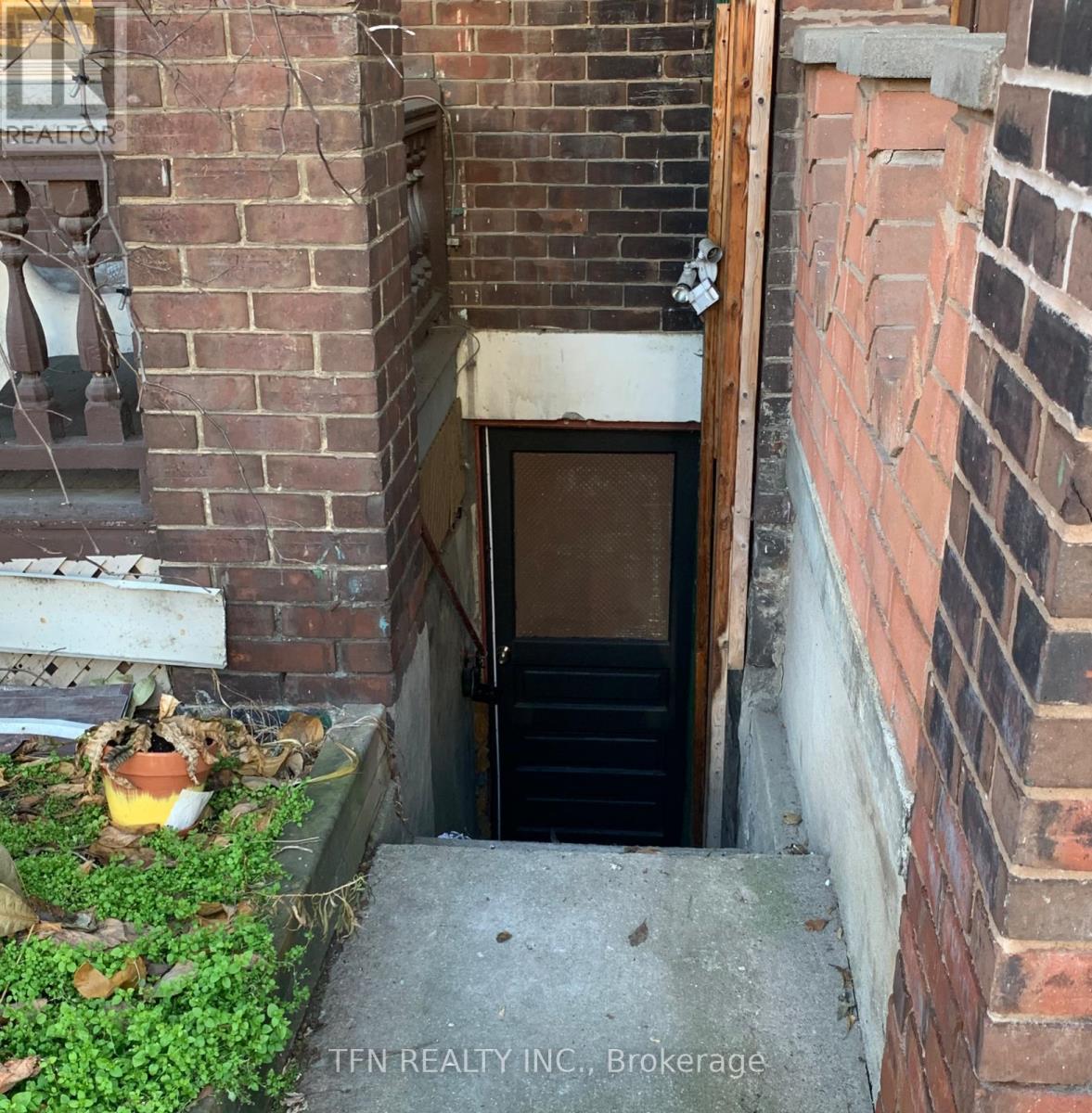 1393 Dundas Street W, Toronto, Ontario  M6J 1Y4 - Photo 6 - C12236075
