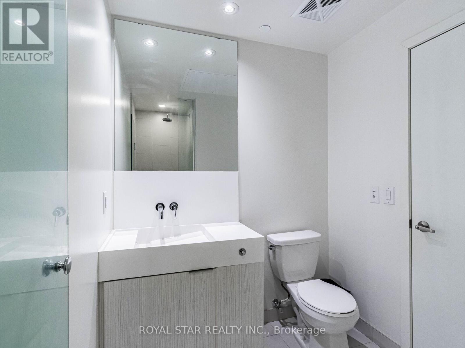 1305 - 20 Richardson Street, Toronto (Waterfront Communities), Ontario  M5A 0S6 - Photo 19 - C12236446