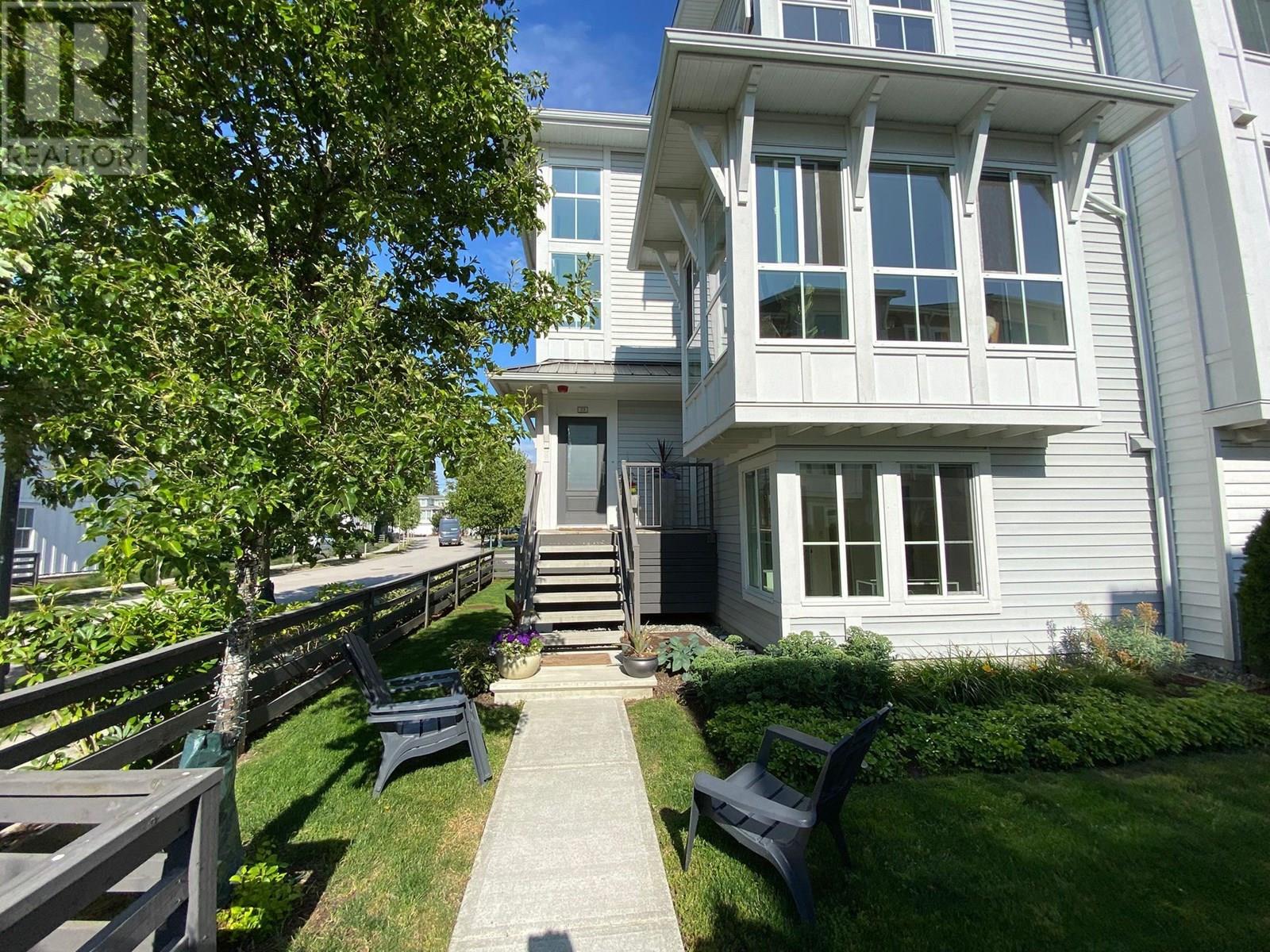 Property at 73 4638 ORCA WAY image 2