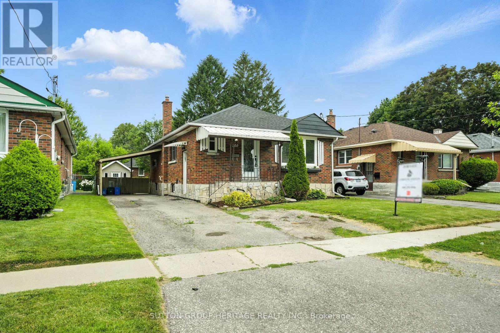 Property at 300 CADILLAC AVENUE S image 1