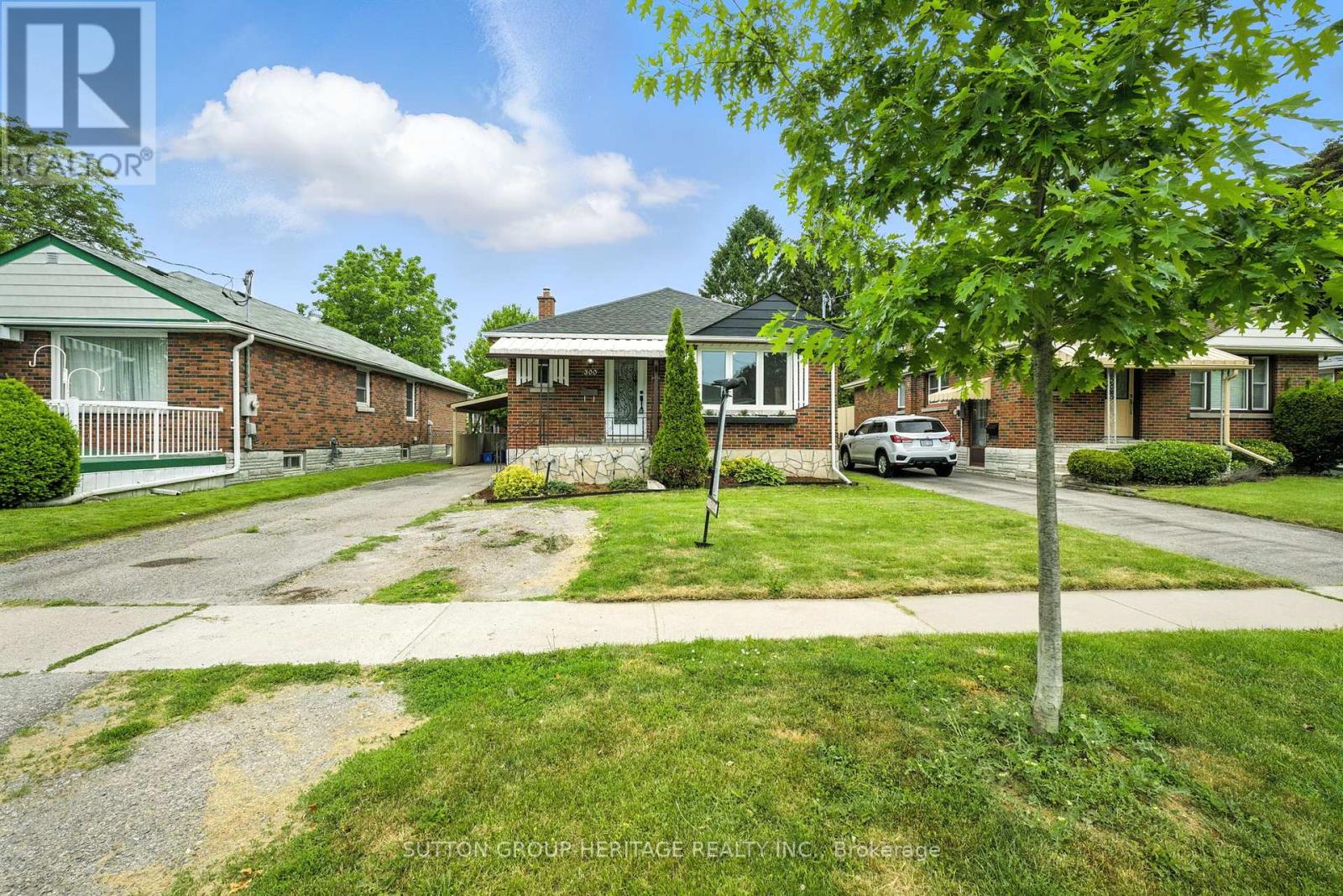 Property at 300 CADILLAC AVENUE S image 2