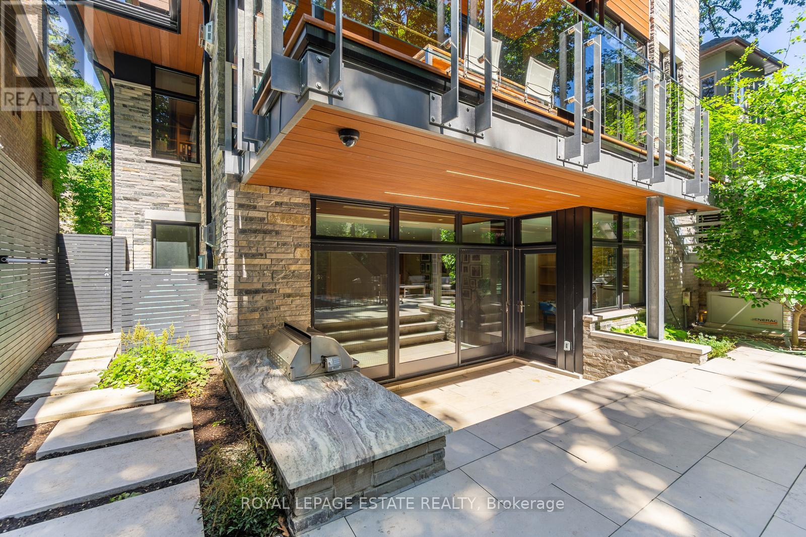 11 Pine Crescent, Toronto, Ontario  M4E 1L1 - Photo 49 - E12236008