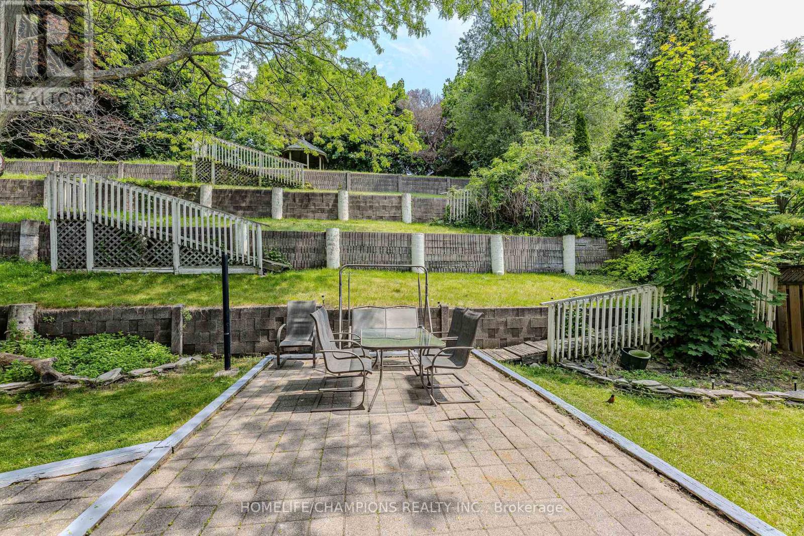 Property at 41 BROADBRIDGE DRIVE image 4