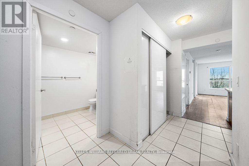 Property at 315 - 8 TRENT AVENUE image 4