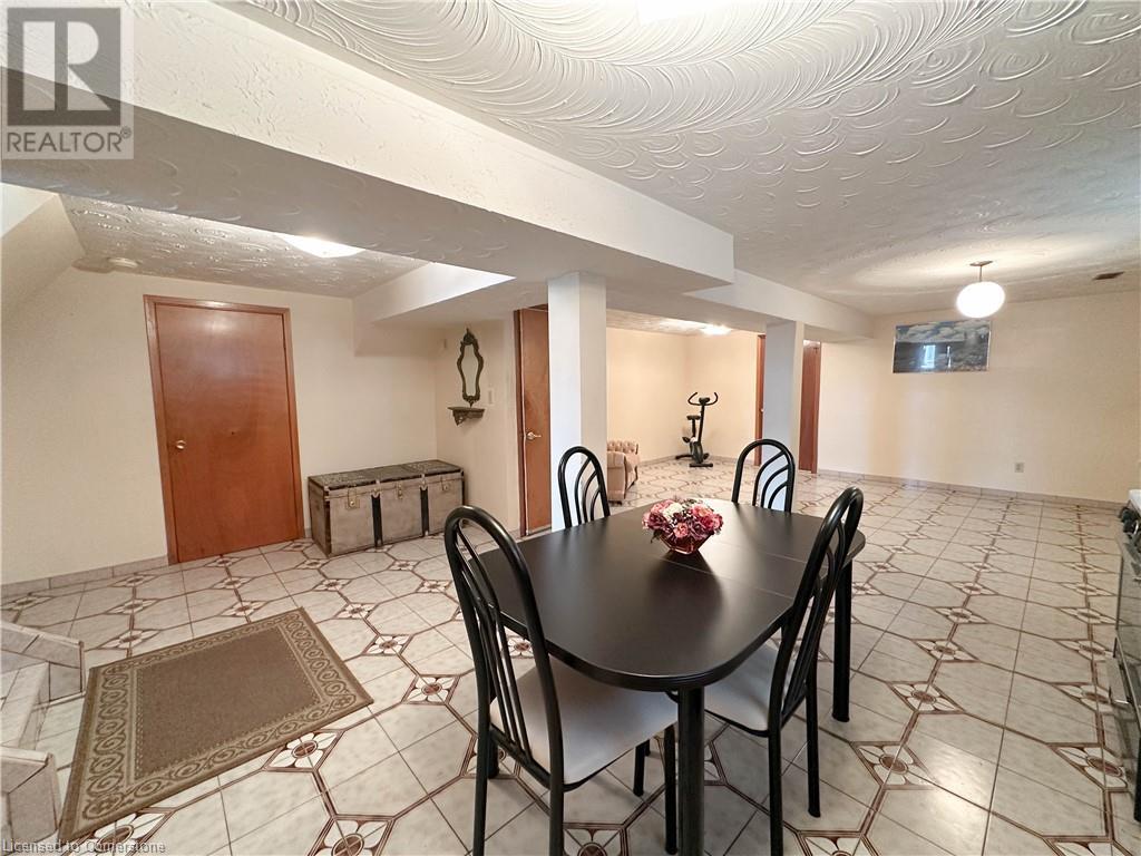 233 Lawnhurst Court, Hamilton, Ontario  L8V 4R4 - Photo 28 - 40743590