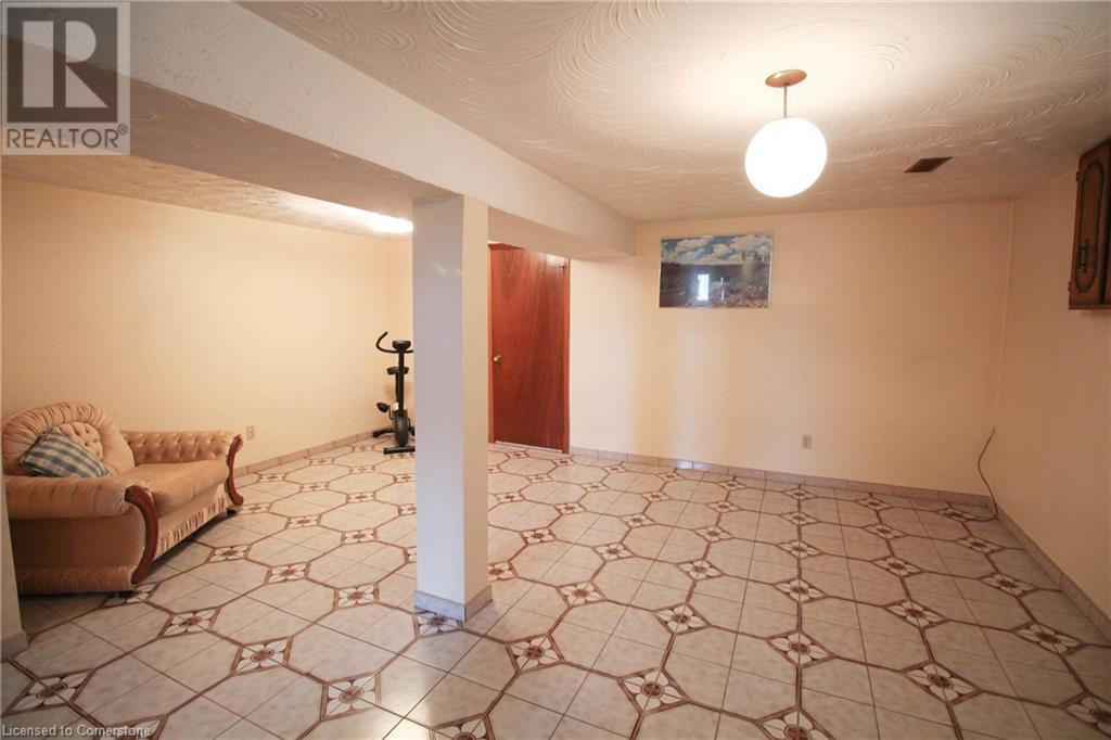 233 Lawnhurst Court, Hamilton, Ontario  L8V 4R4 - Photo 29 - 40743590
