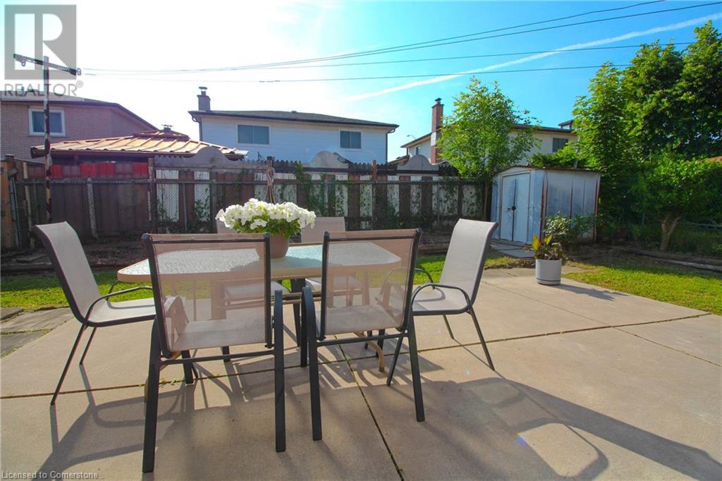 233 Lawnhurst Court, Hamilton, Ontario  L8V 4R4 - Photo 37 - 40743590