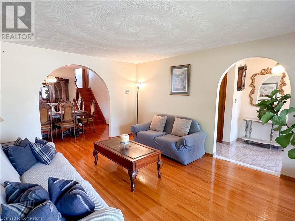 233 Lawnhurst Court, Hamilton, Ontario  L8V 4R4 - Photo 7 - 40743590