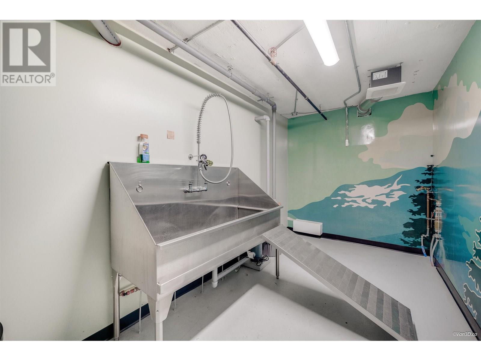 207 128 E 8th Street, North Vancouver, British Columbia  V7L 0H2 - Photo 21 - R3018291