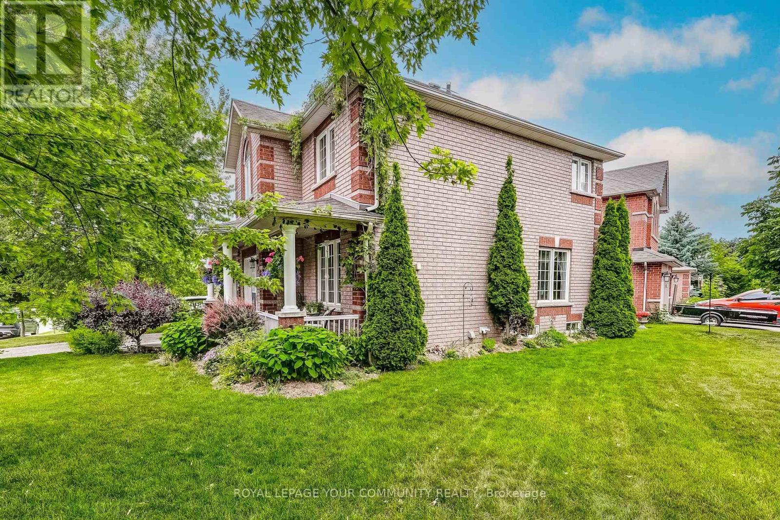 Property at 8 WILLOWAY image 3