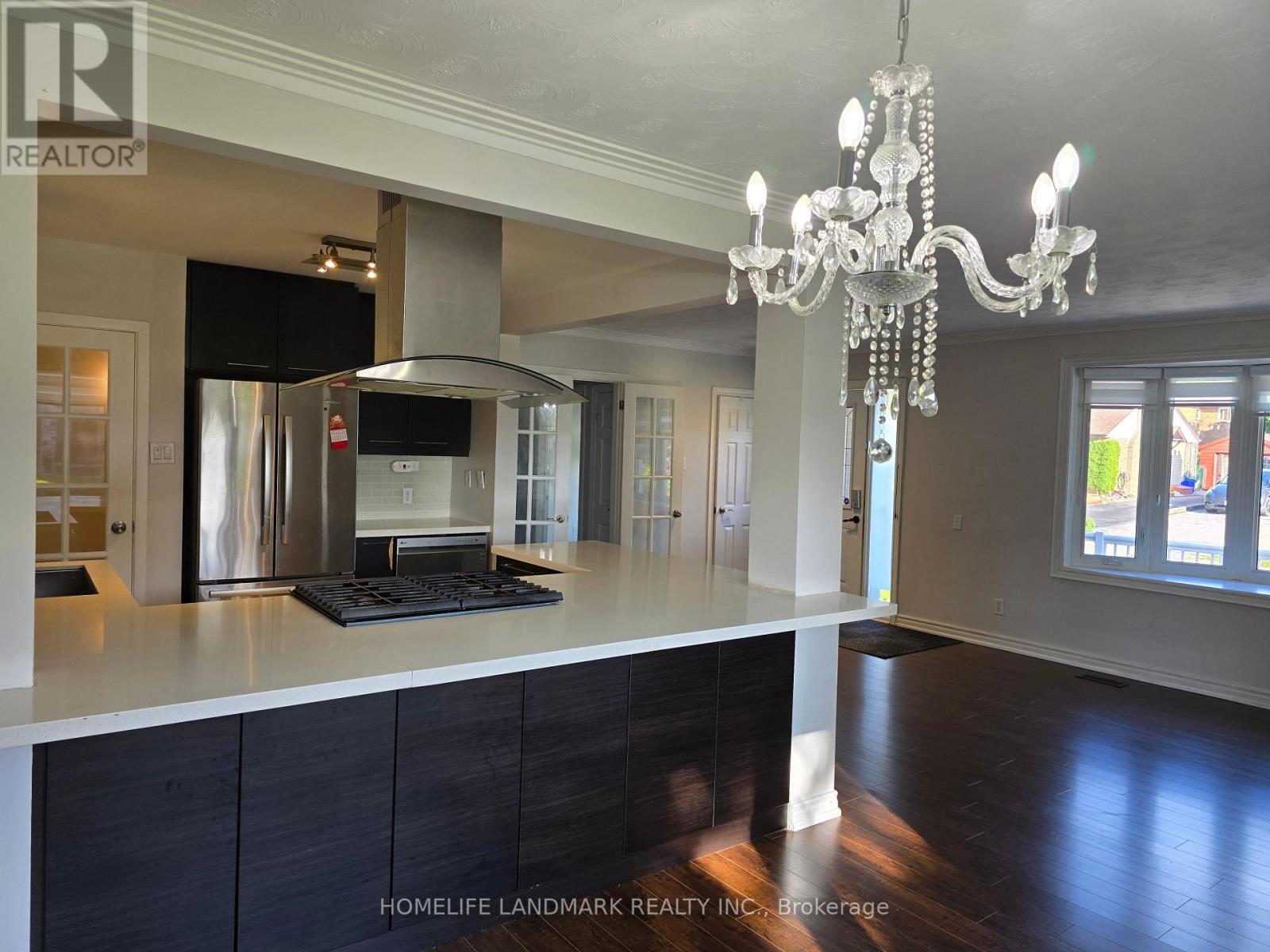 283 Paliser Crescent S, Richmond Hill, Ontario  L4C 1R9 - Photo 6 - N12236453