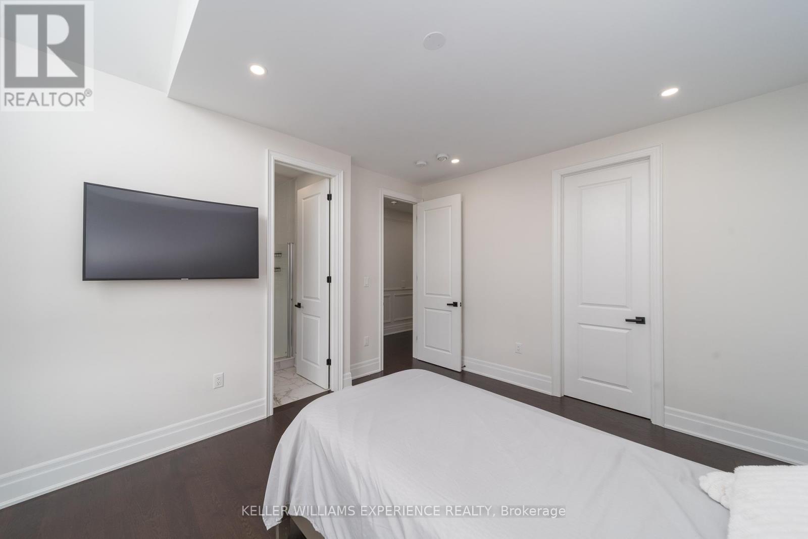 7 Bannister Road, Barrie, Ontario  L9J 0L4 - Photo 15 - S12235732