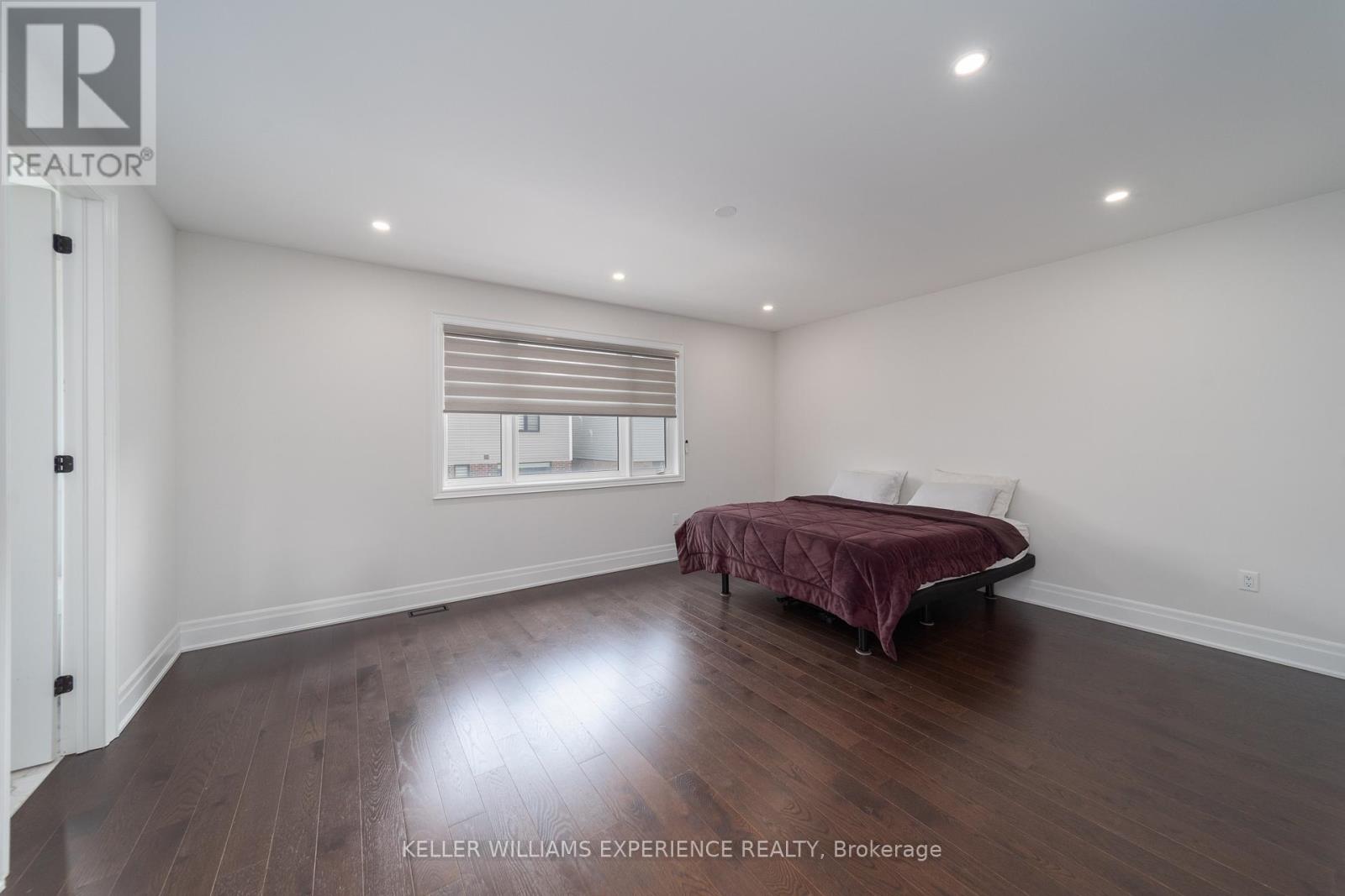 7 Bannister Road, Barrie, Ontario  L9J 0L4 - Photo 24 - S12235732