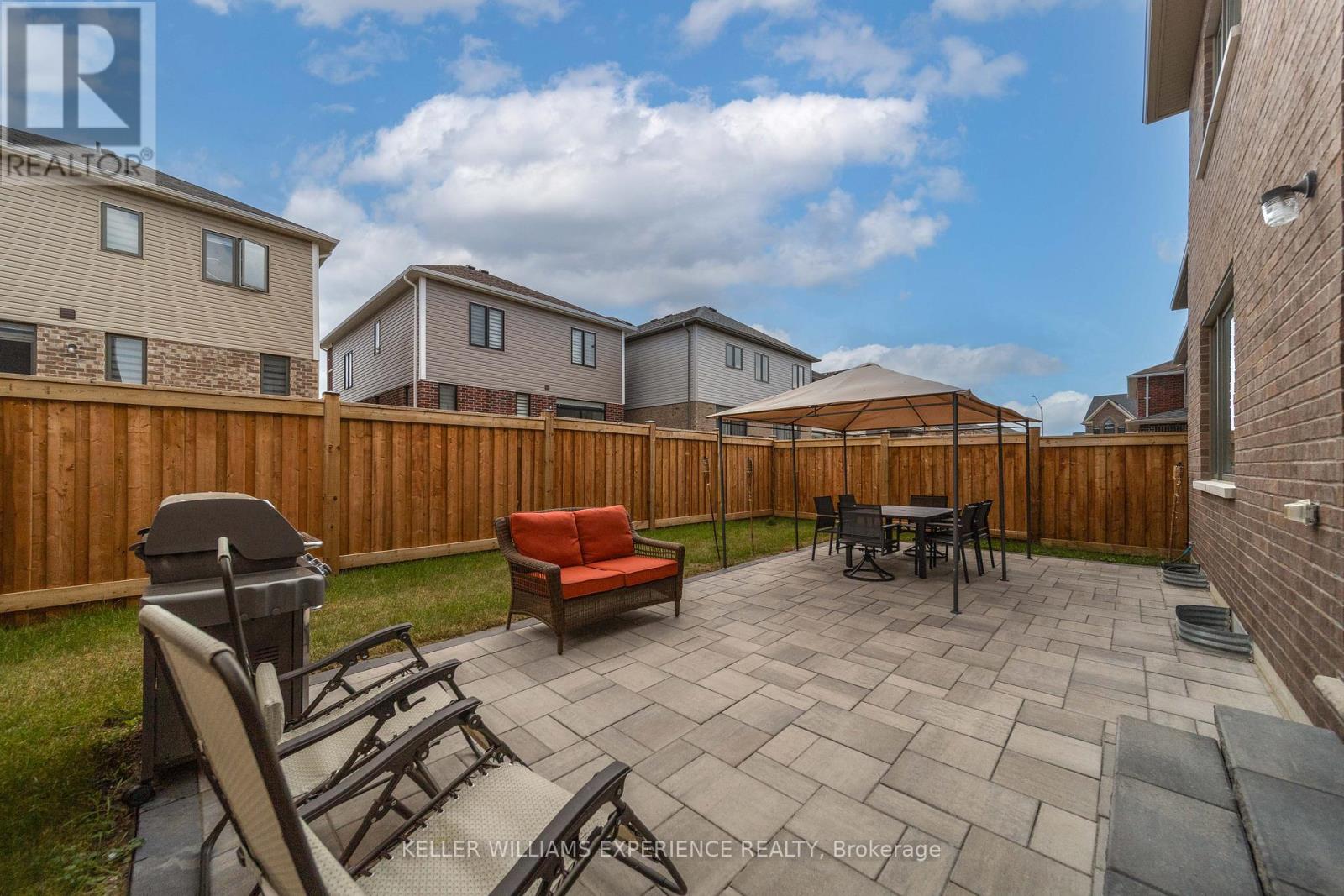 7 Bannister Road, Barrie, Ontario  L9J 0L4 - Photo 30 - S12235732