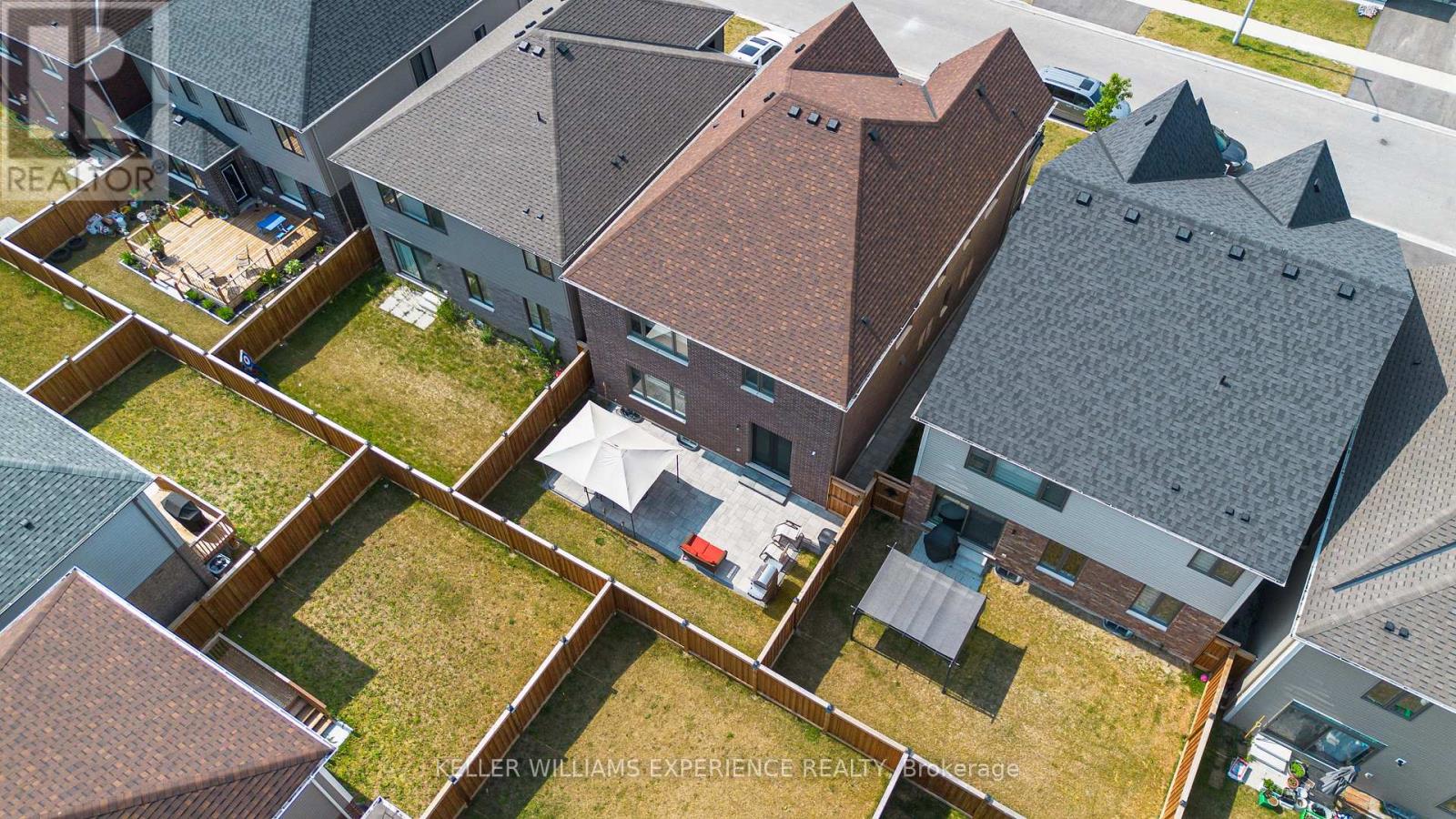 7 Bannister Road, Barrie, Ontario  L9J 0L4 - Photo 33 - S12235732