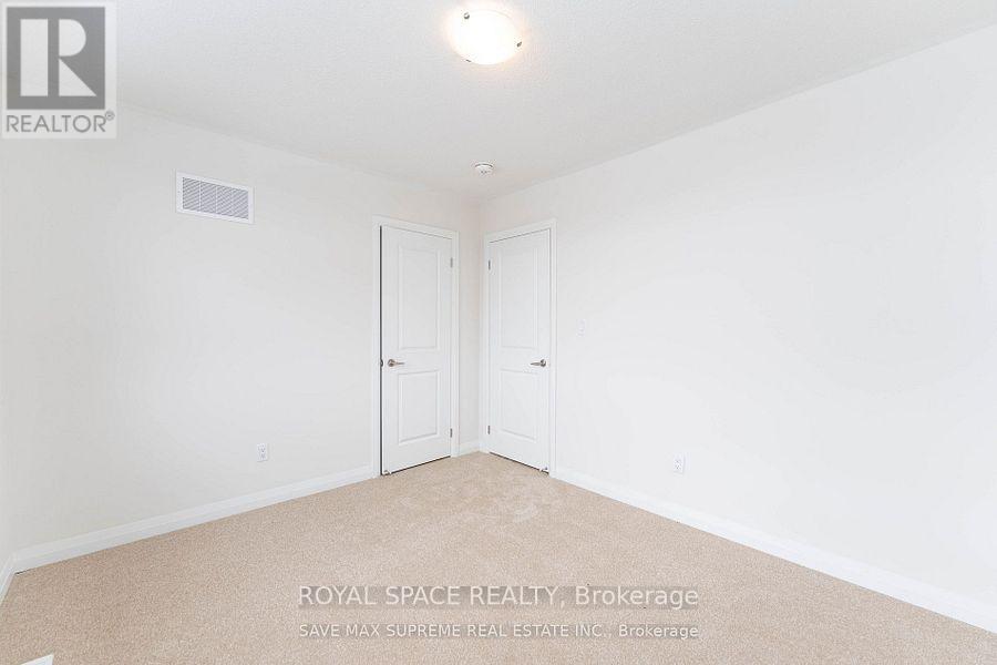 Property at 3 FEDERICA CRESCENT image 2