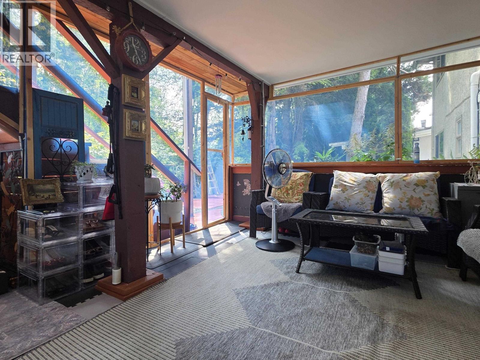 3796 St. Thomas Street, Port Coquitlam, British Columbia  V3B 2Z5 - Photo 12 - R3017105