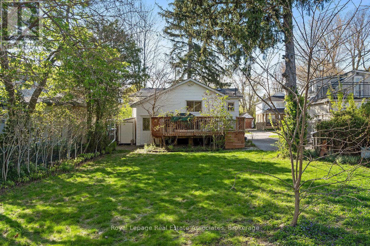 64 Eaglewood Boulevard, Mississauga (Mineola), Ontario  L5G 1V4 - Photo 36 - W12235964