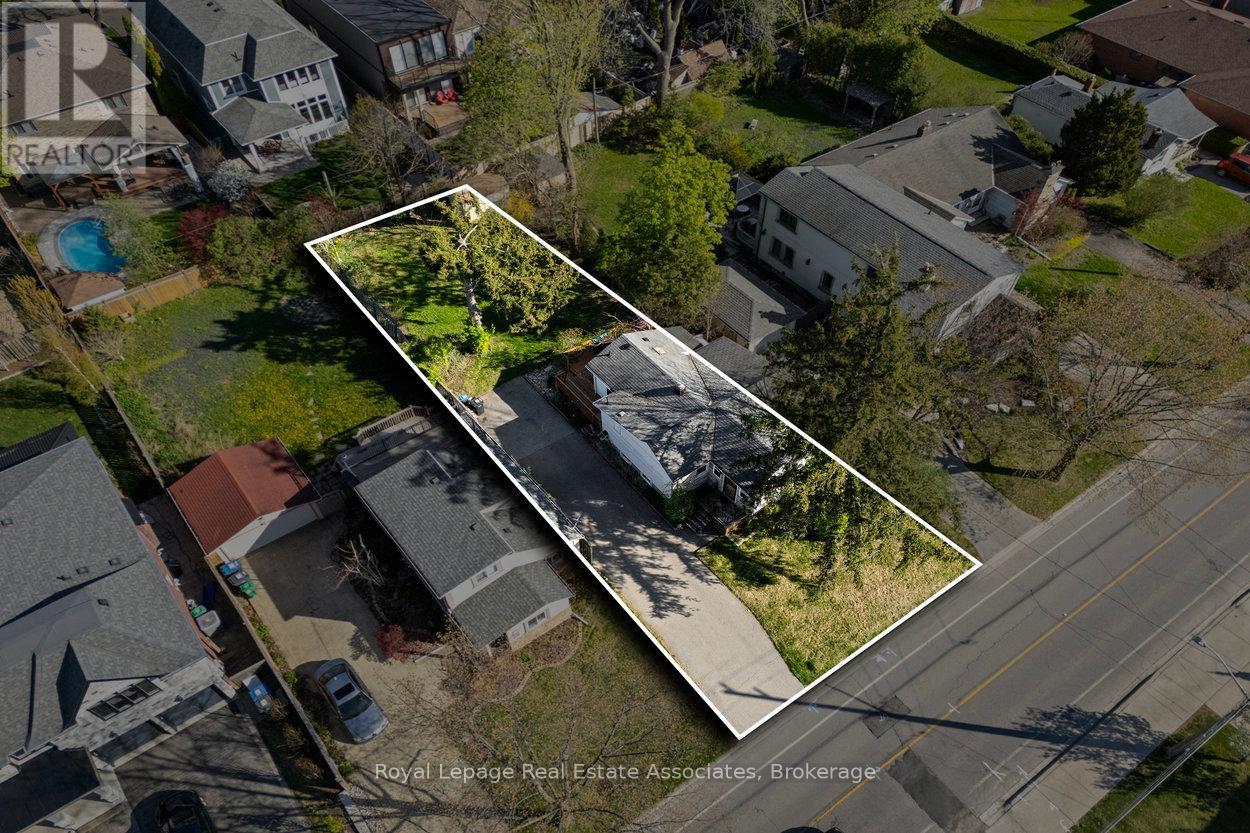 64 Eaglewood Boulevard, Mississauga (Mineola), Ontario  L5G 1V4 - Photo 40 - W12235964