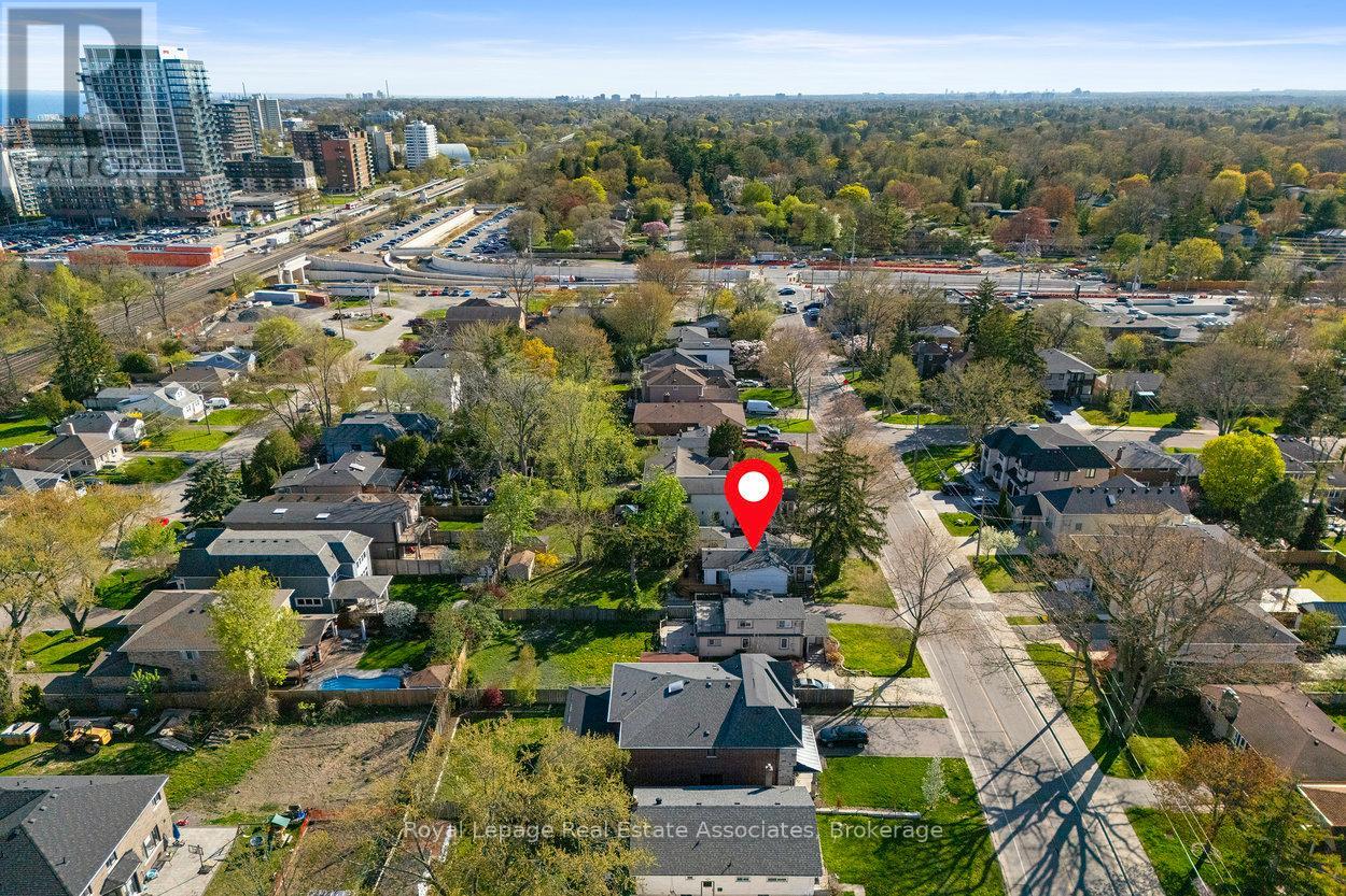 64 Eaglewood Boulevard, Mississauga (Mineola), Ontario  L5G 1V4 - Photo 45 - W12235964