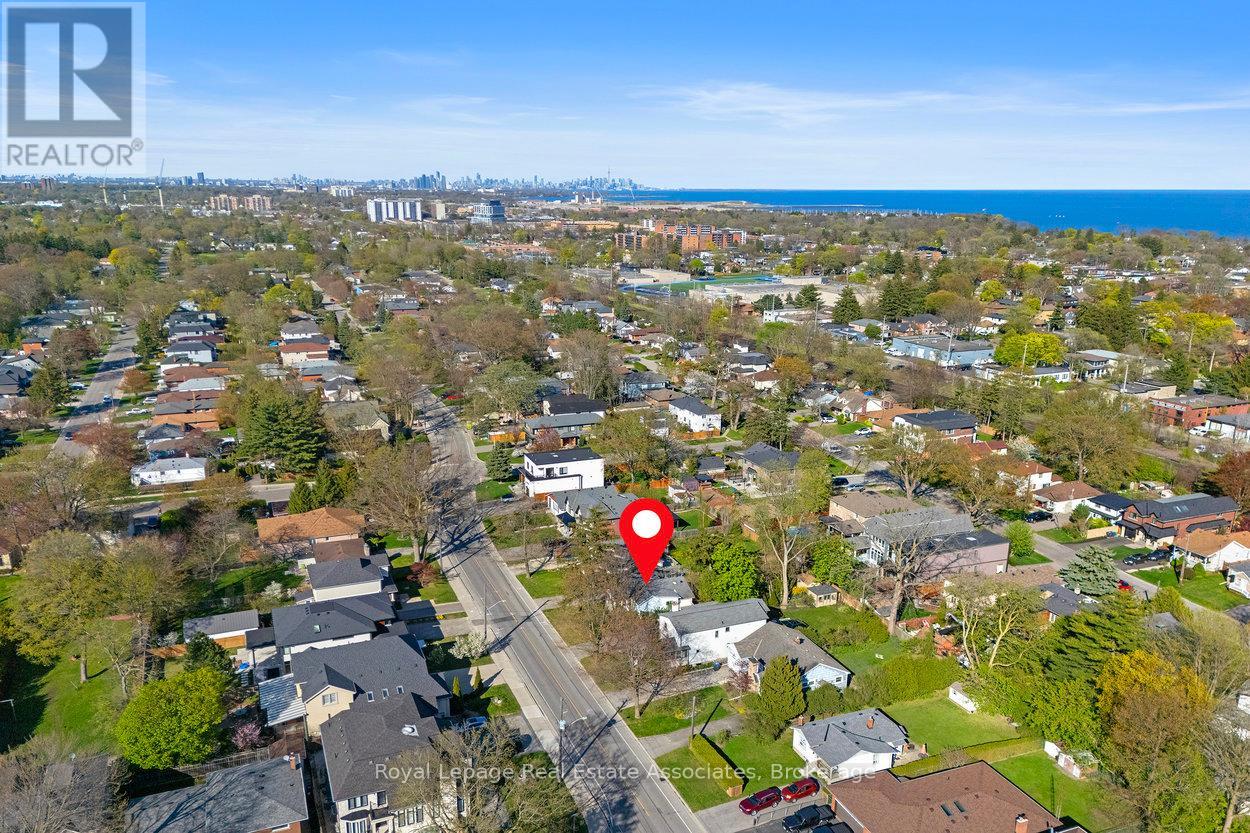 64 Eaglewood Boulevard, Mississauga (Mineola), Ontario  L5G 1V4 - Photo 47 - W12235964