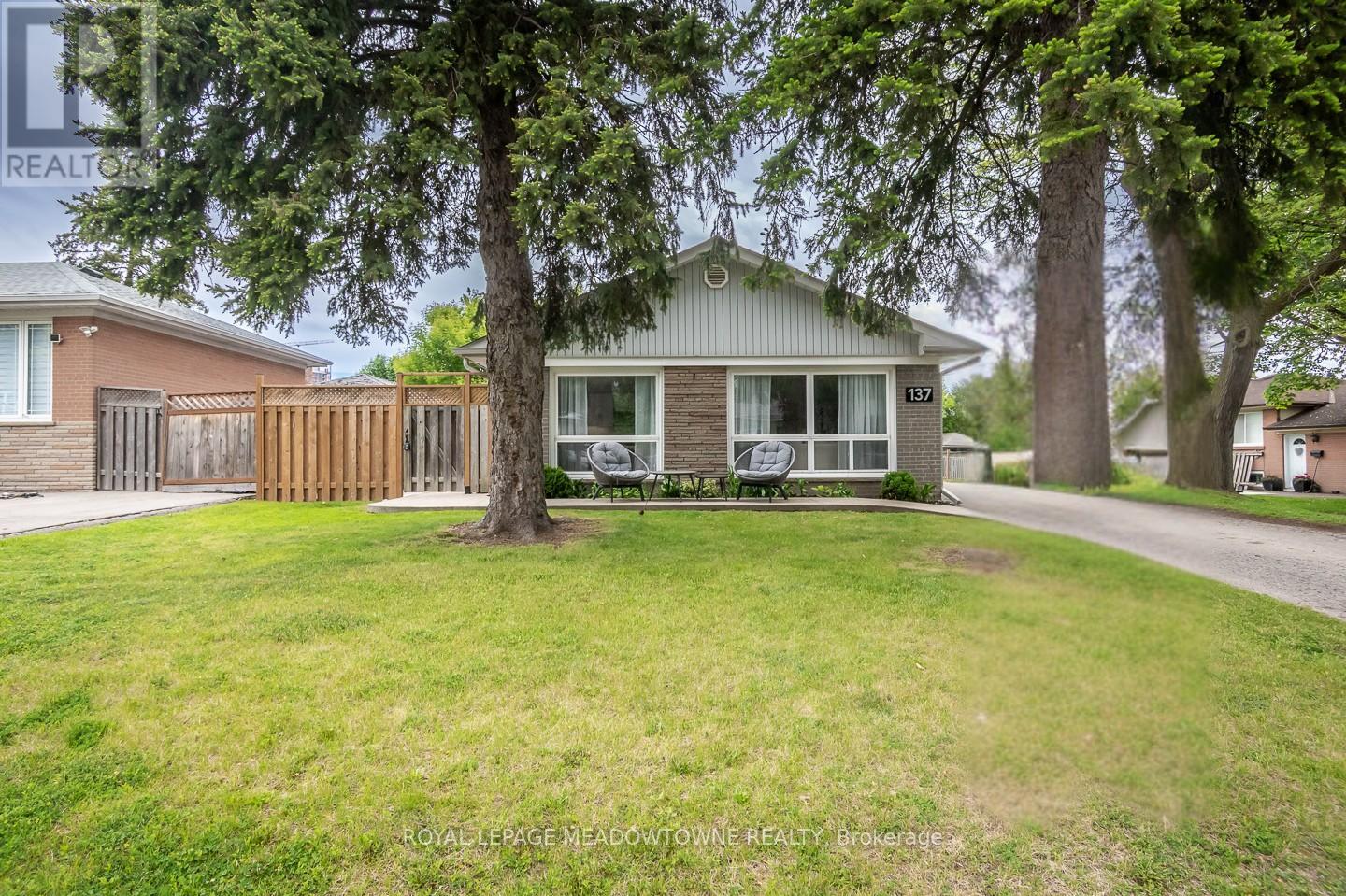 Property at 137 WAKEFIELD ROAD image 4