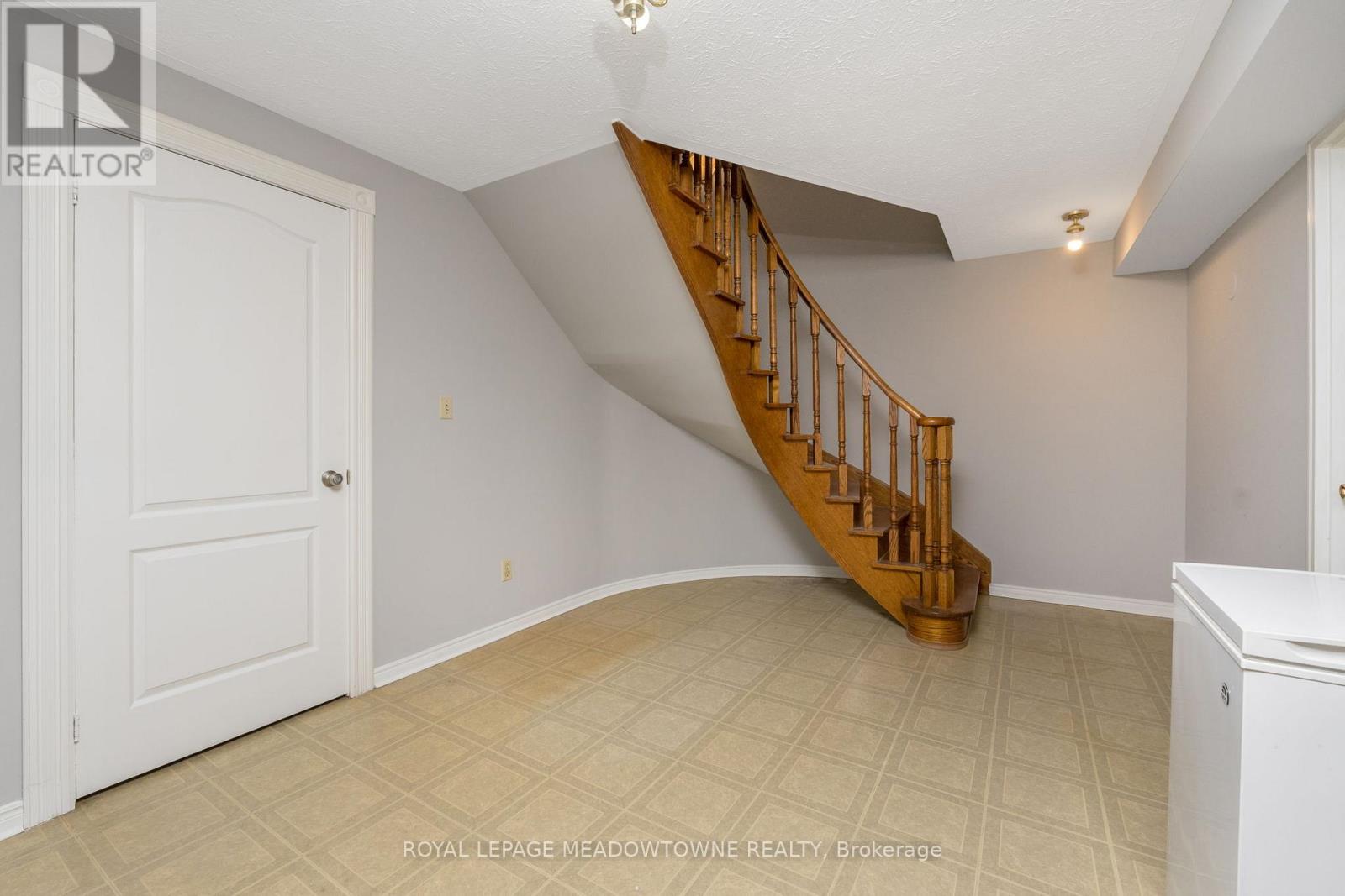 15637 Mclaughlin Road, Caledon (Inglewood), Ontario  L7C 1L9 - Photo 19 - W12236050