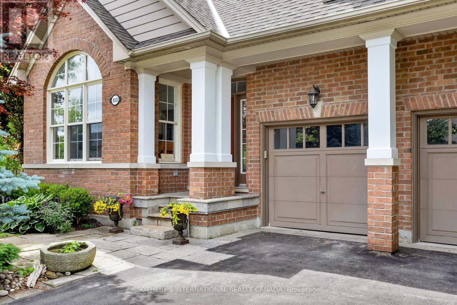 Property at 850 CANYON STREET image 3