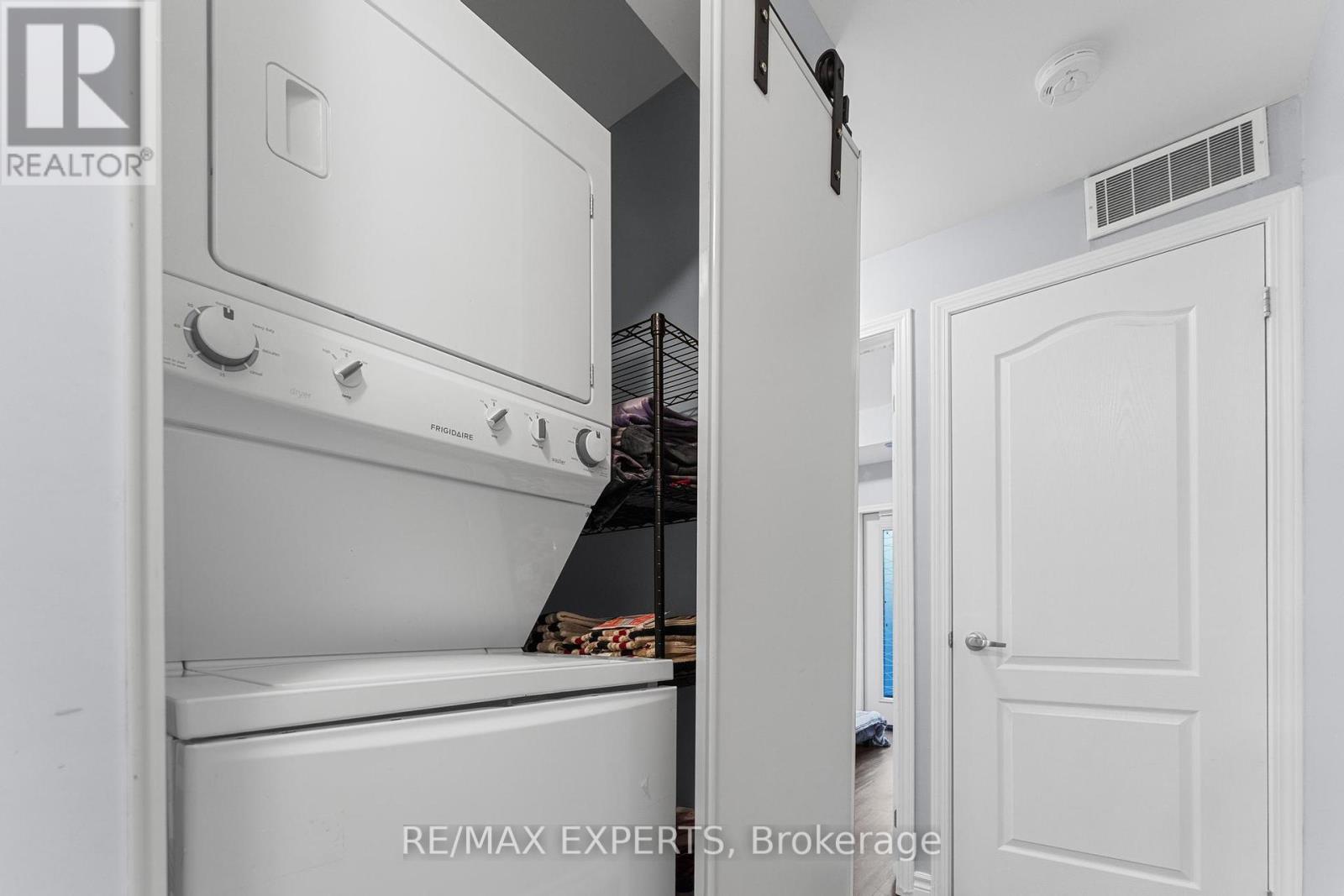 6 - 871 Wilson Avenue, Toronto (Downsview-Roding-Cfb), Ontario  M3K 1E6 - Photo 21 - W12236102