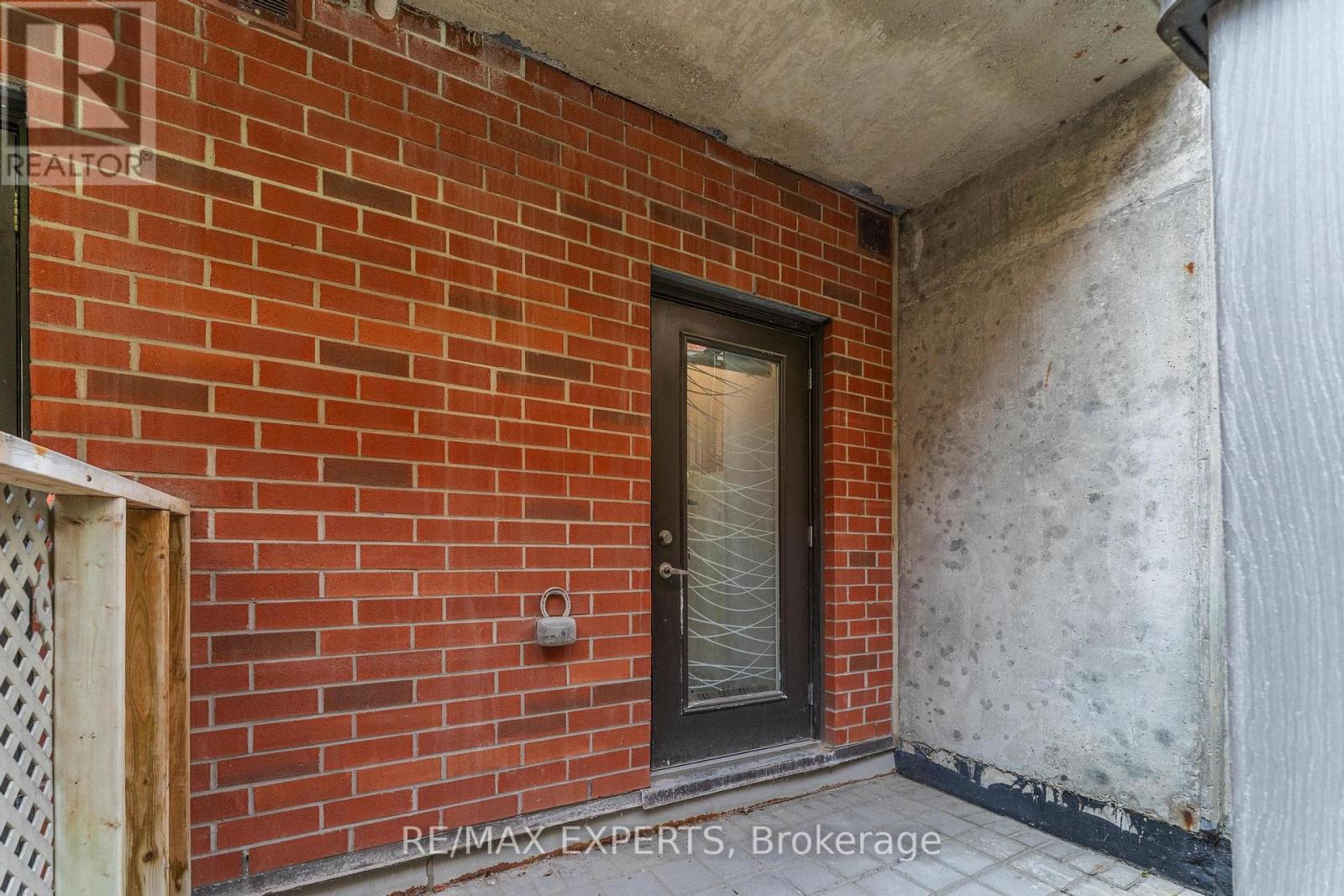 6 - 871 Wilson Avenue, Toronto (Downsview-Roding-Cfb), Ontario  M3K 1E6 - Photo 26 - W12236102