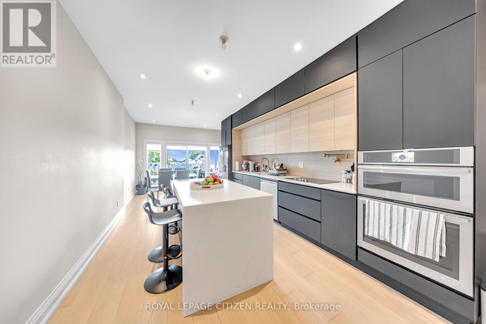 124 Caledonia Road, Toronto, Ontario  M6E 4S7 - Photo 10 - W12236427