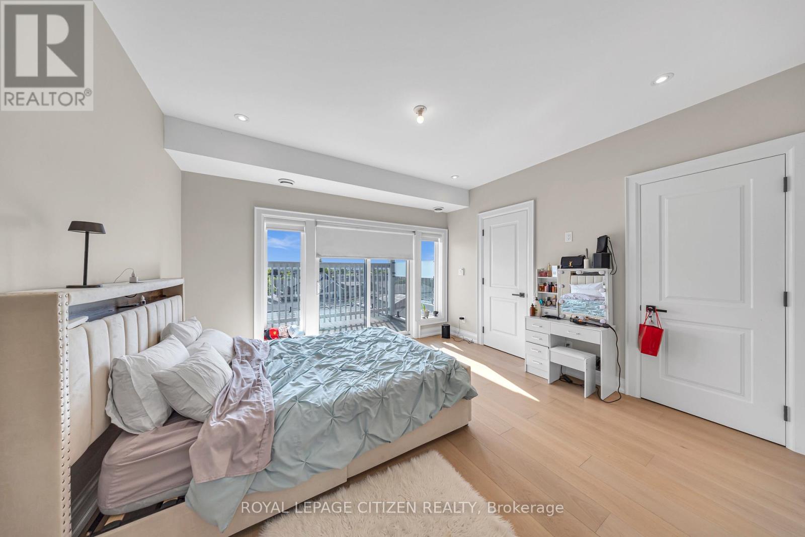124 Caledonia Road, Toronto, Ontario  M6E 4S7 - Photo 18 - W12236427