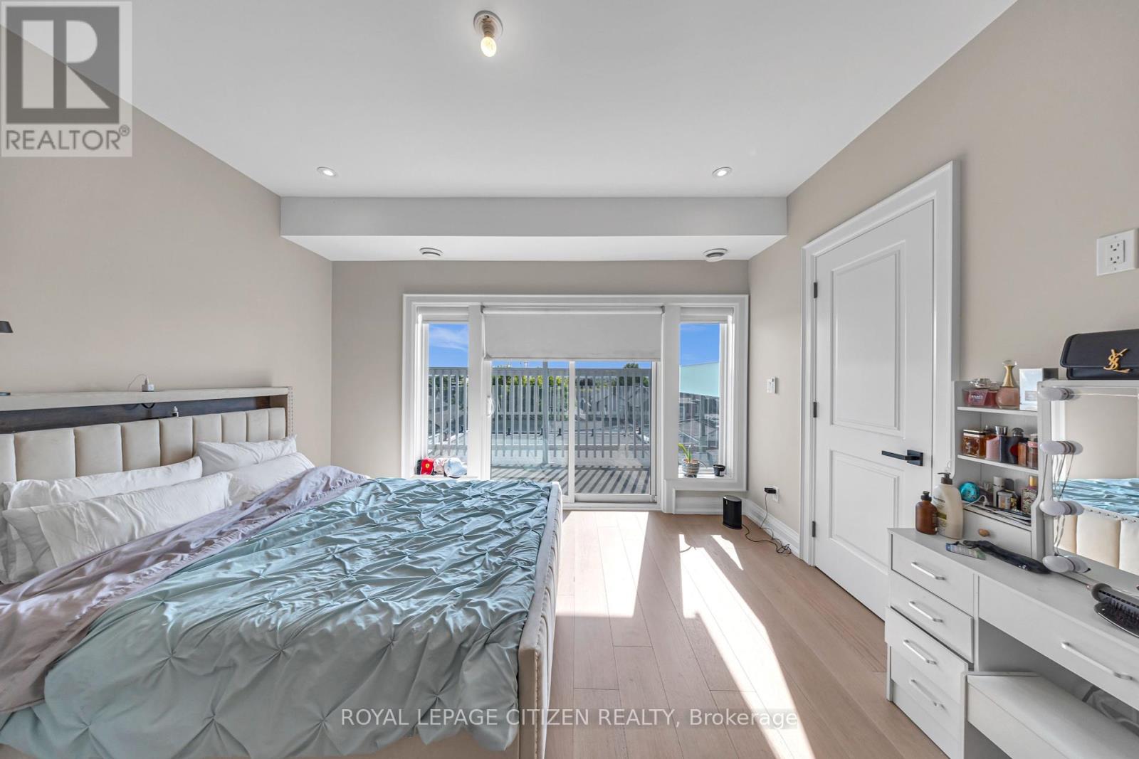 124 Caledonia Road, Toronto, Ontario  M6E 4S7 - Photo 19 - W12236427