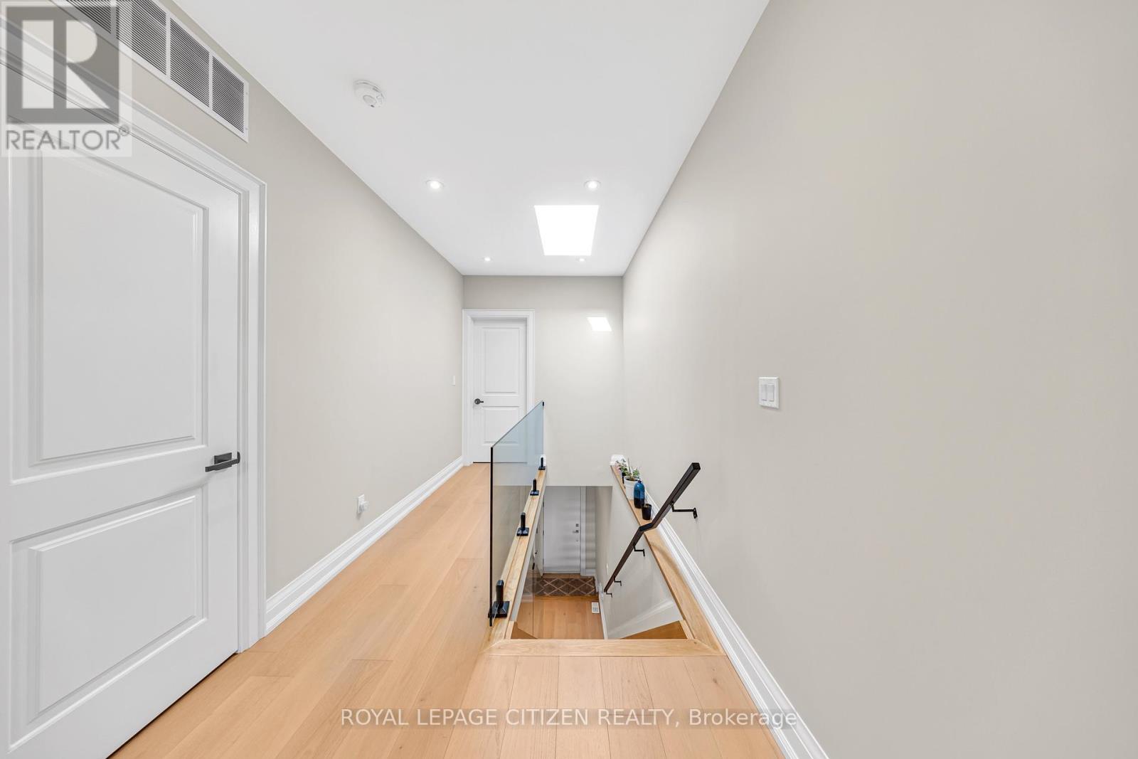 124 Caledonia Road, Toronto, Ontario  M6E 4S7 - Photo 27 - W12236427