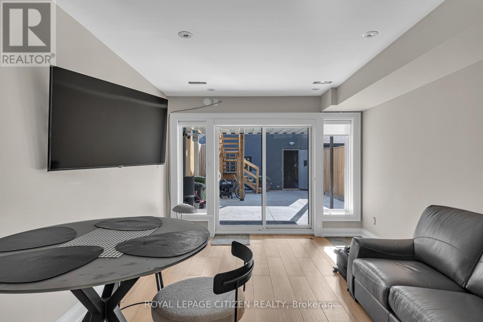 124 Caledonia Road, Toronto, Ontario  M6E 4S7 - Photo 33 - W12236427