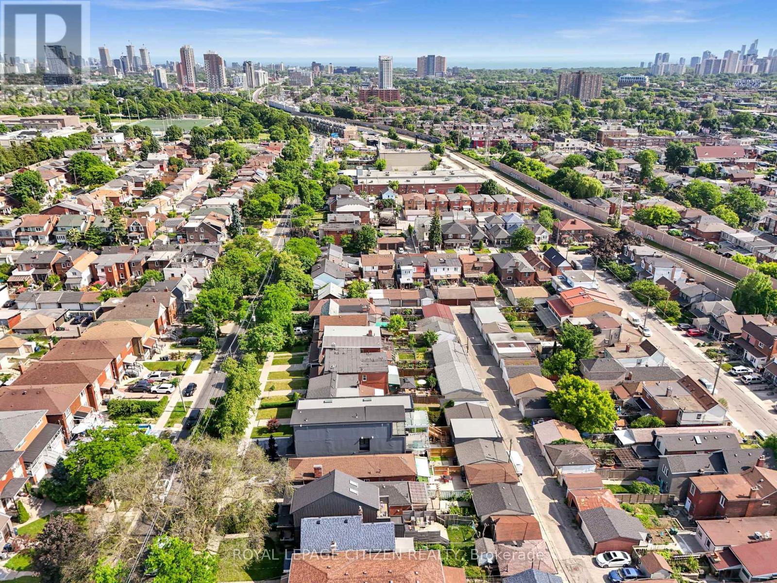 124 Caledonia Road, Toronto, Ontario  M6E 4S7 - Photo 47 - W12236427