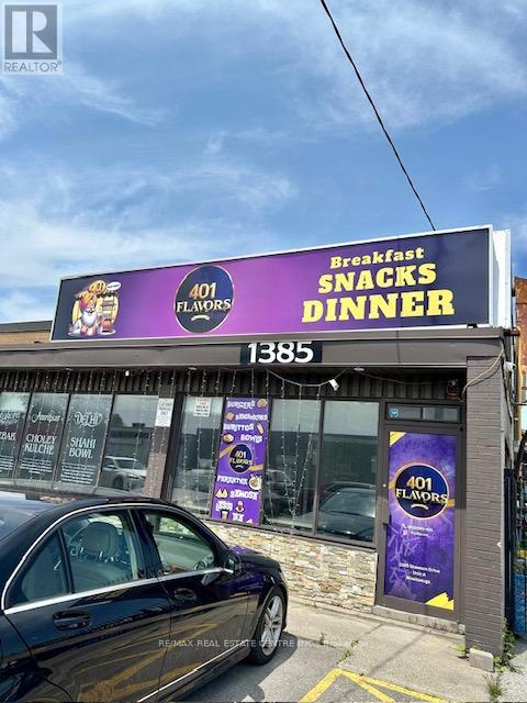 1385 Shawson Drive W, Mississauga, Ontario  L4W 1C4 - Photo 10 - W12236432
