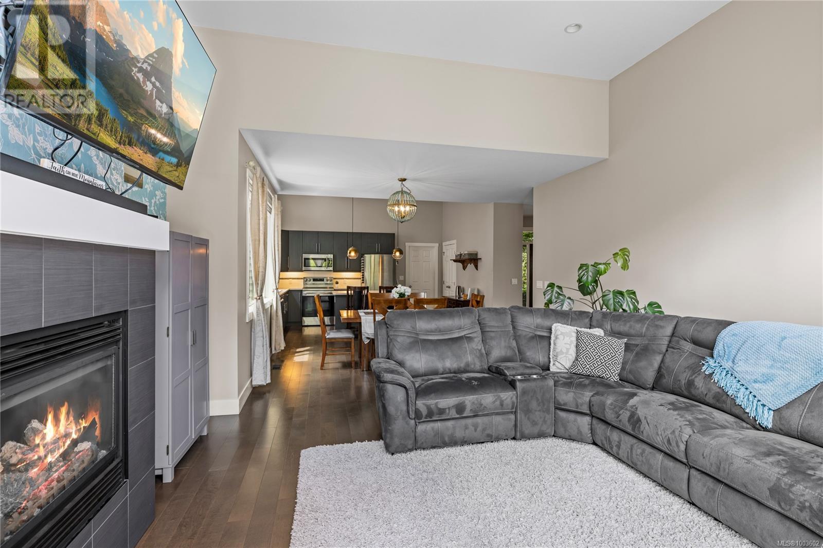 Property at 204 Westwood Rd image 1