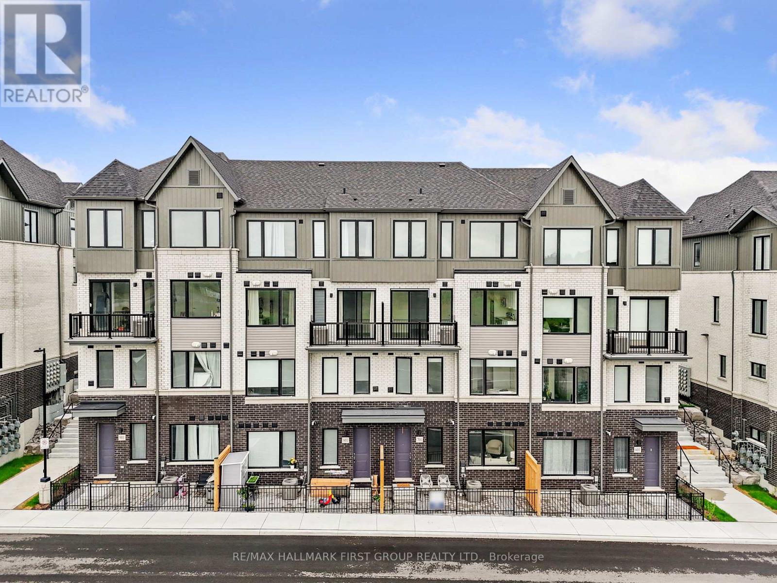 Property at 701 - 160 DENSMORE ROAD image 2