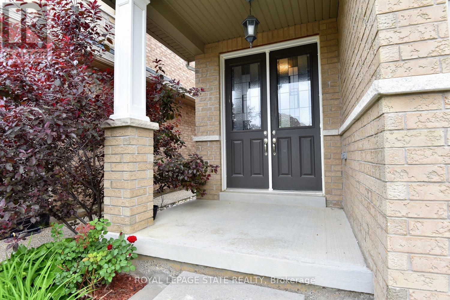 Property at 82 CHAUMONT DRIVE image 4