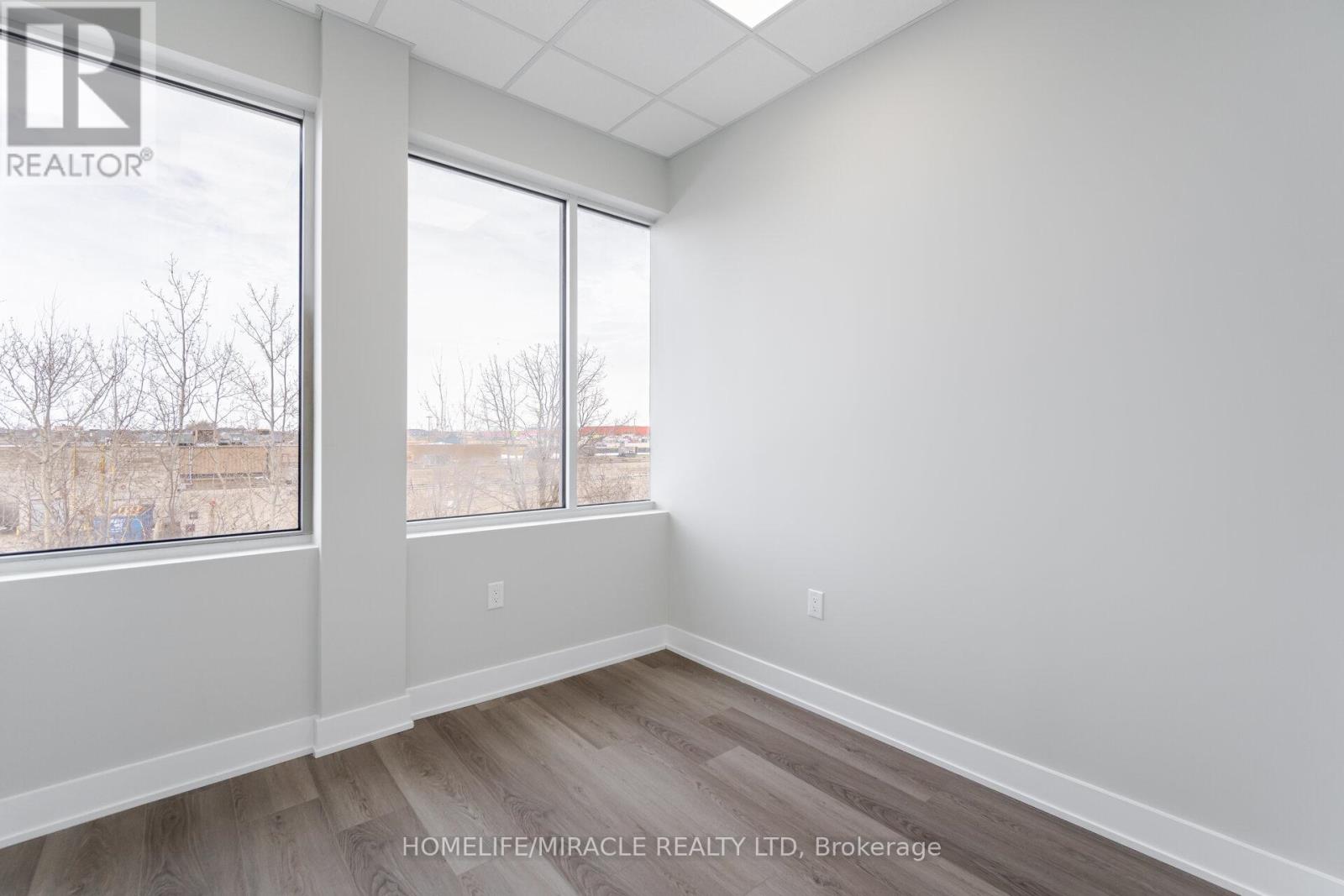 P205 - 454 Hespeler Road, Cambridge, Ontario  N1R 0E3 - Photo 15 - X12236292