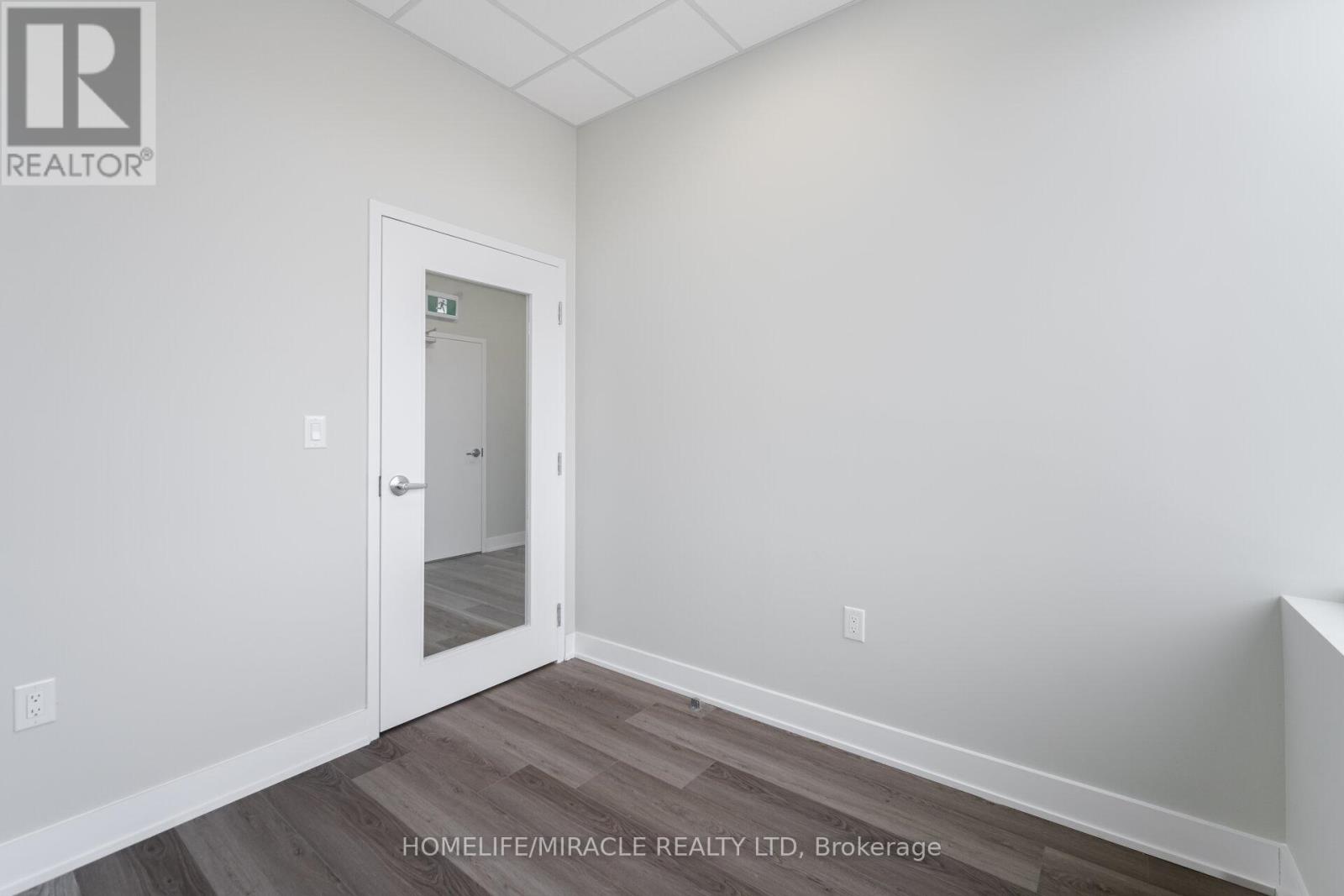 P205 - 454 Hespeler Road, Cambridge, Ontario  N1R 0E3 - Photo 16 - X12236292