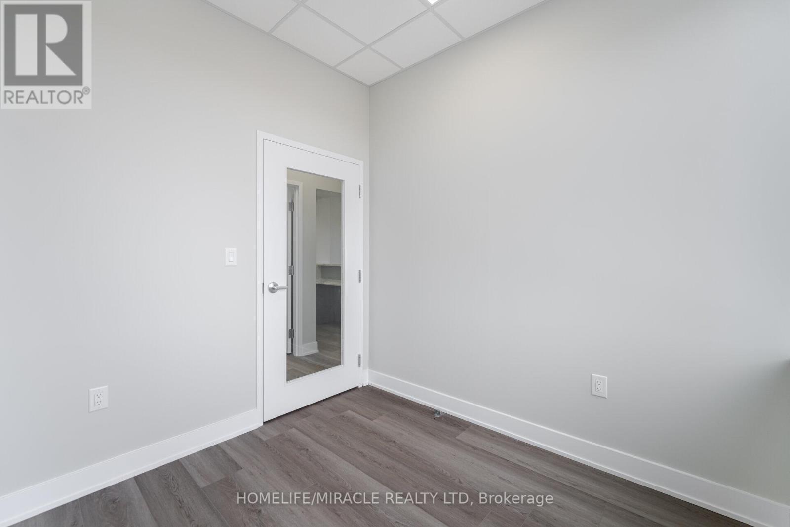 P205 - 454 Hespeler Road, Cambridge, Ontario  N1R 0E3 - Photo 19 - X12236292