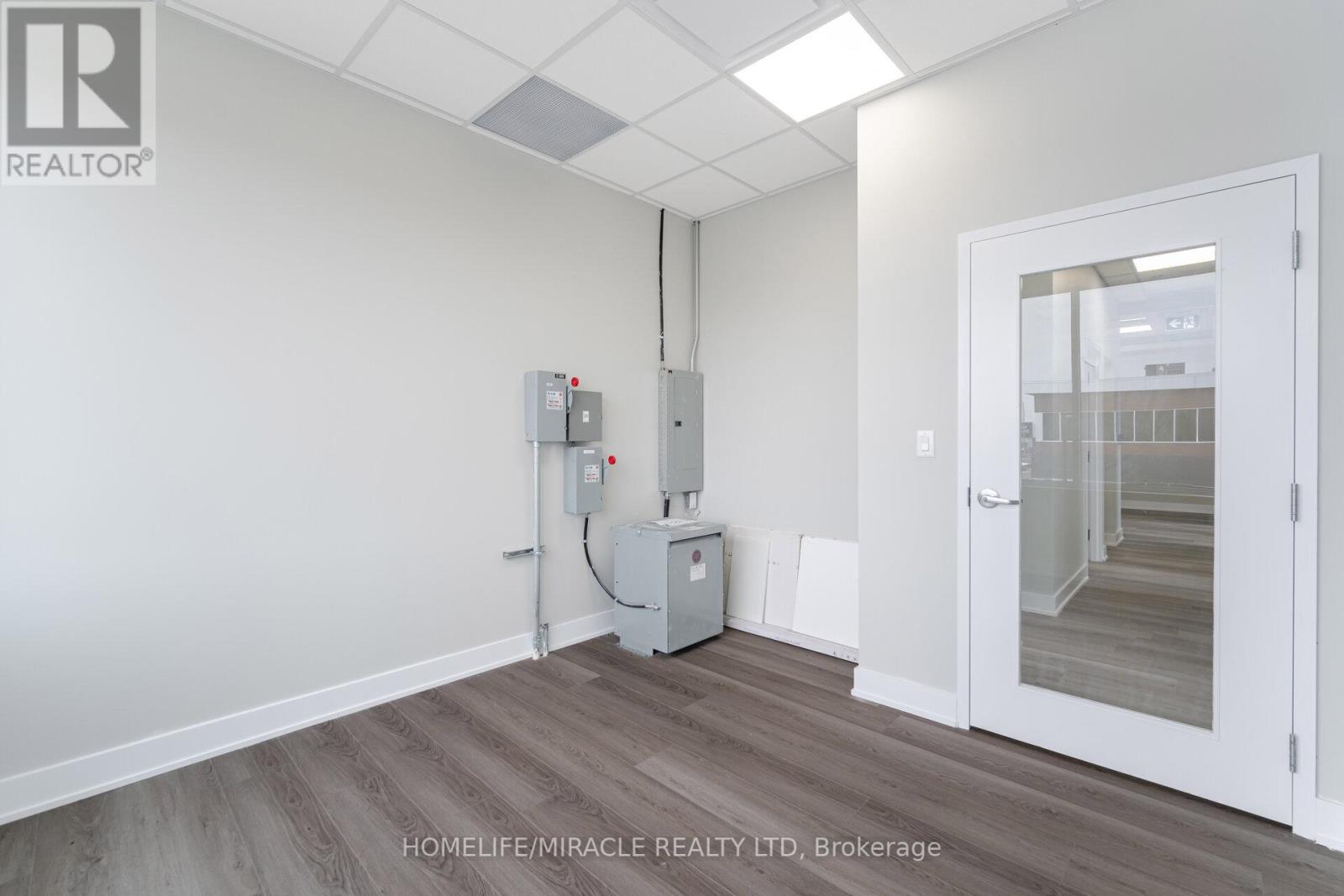 P205 - 454 Hespeler Road, Cambridge, Ontario  N1R 0E3 - Photo 24 - X12236292